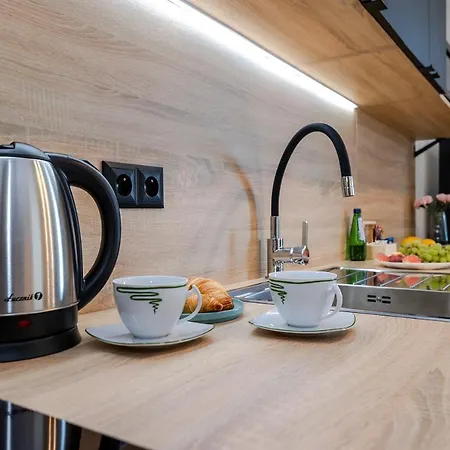 Shortstaypoland Pileckiego Apartment
