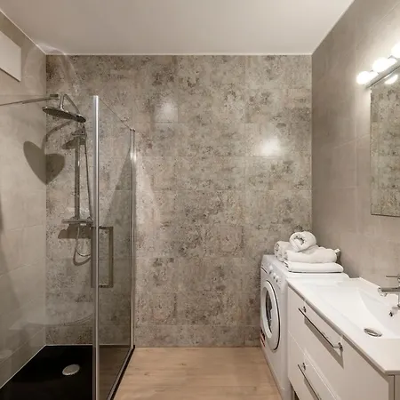 Shortstaypoland Pileckiego Apartment Warsaw