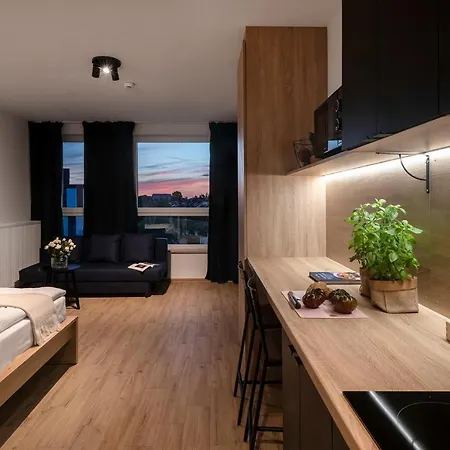 Shortstaypoland Pileckiego Apartment
