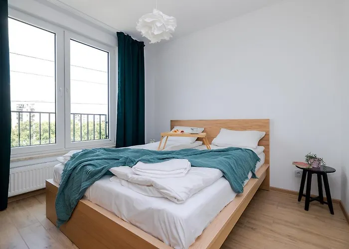 Shortstaypoland Pileckiego *