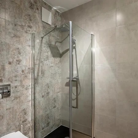 Shortstaypoland Pileckiego Apartmán *